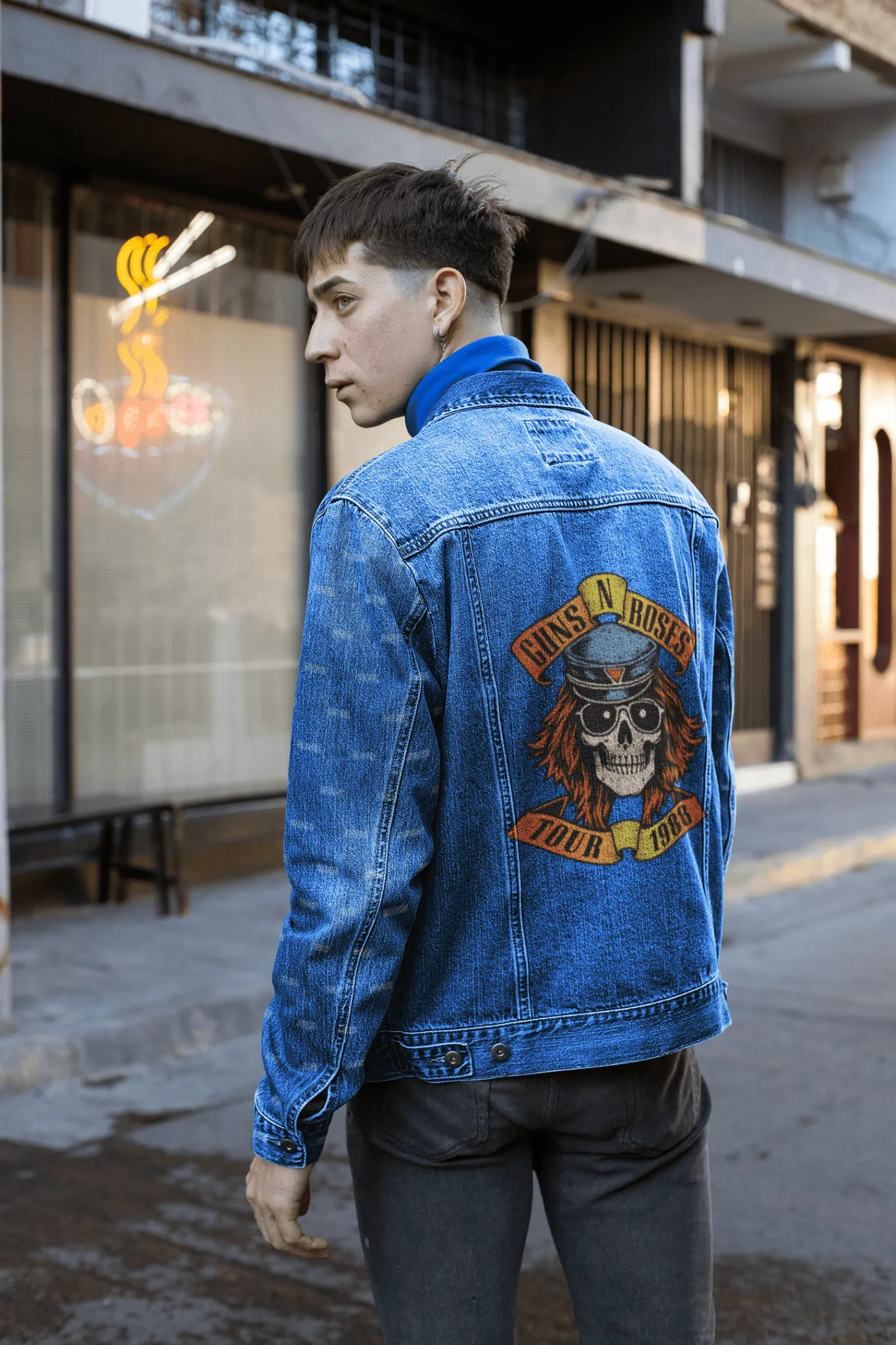 ["Premium Guns N' Roses 1988 Tour Vintage Denim Jacket by YORD (Denim) - photo 1 of 5", "Premium Guns N' Roses 1988 Tour Vintage Denim Jacket by YORD (Denim) - photo 2 of 5", "Premium Guns N' Roses 1988 Tour Vintage Denim Jacket by YORD (Denim) - photo 3 of 5", "Premium Guns N' Roses 1988 Tour Vintage Denim Jacket by YORD (Denim) - photo 4 of 5", "Premium Guns N' Roses 1988 Tour Vintage Denim Jacket by YORD (Denim) - photo 5 of 5"]
