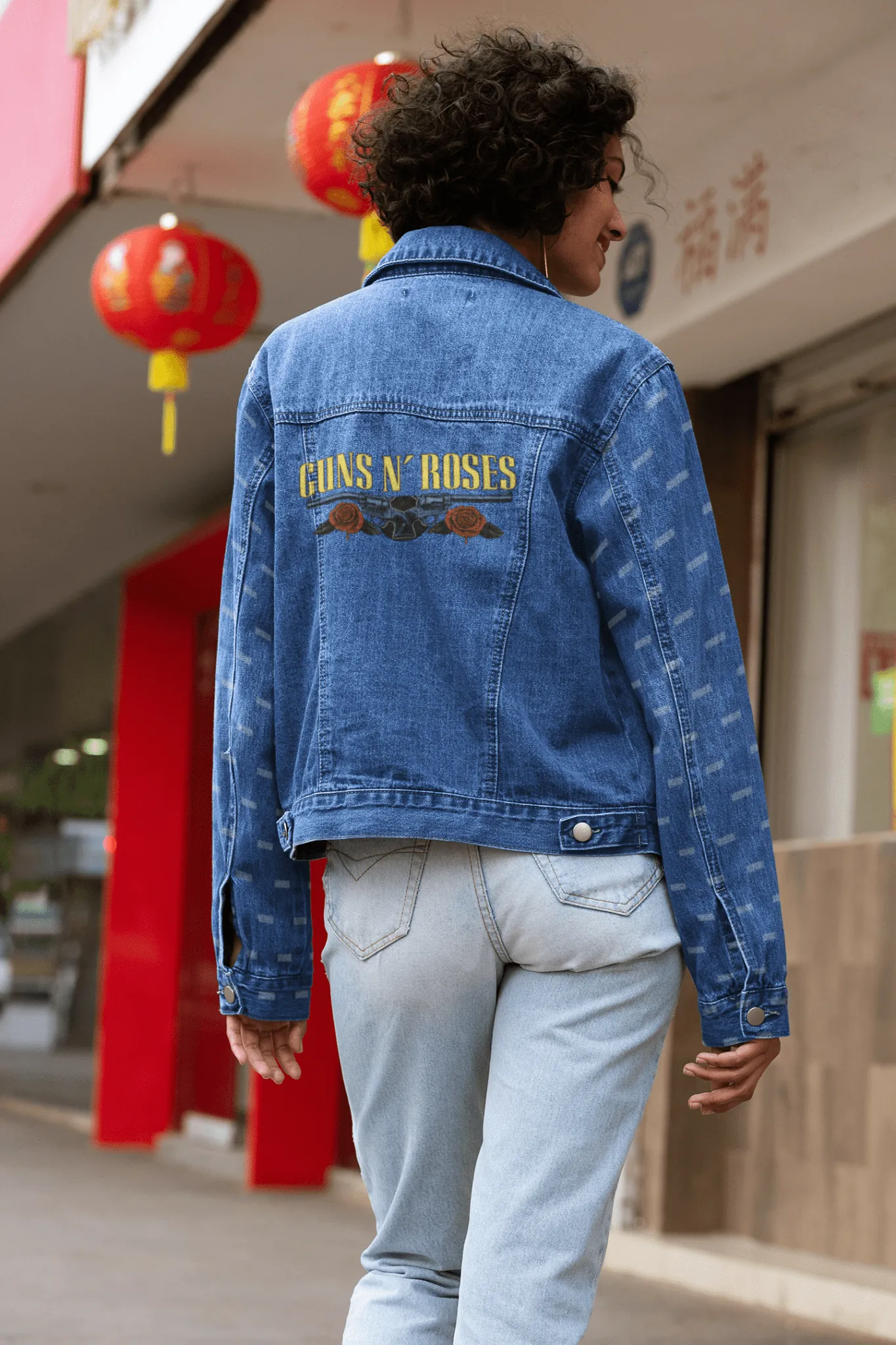 ["Premium Guns N' Roses Exclusive Denim Jacket - Limited Edition by YORD (Denim) - photo 1 of 5", "Premium Guns N' Roses Exclusive Denim Jacket - Limited Edition by YORD (Denim) - photo 2 of 5", "Premium Guns N' Roses Exclusive Denim Jacket - Limited Edition by YORD (Denim) - photo 3 of 5", "Premium Guns N' Roses Exclusive Denim Jacket - Limited Edition by YORD (Denim) - photo 4 of 5", "Premium Guns N' Roses Exclusive Denim Jacket - Limited Edition by YORD (Denim) - photo 5 of 5"]