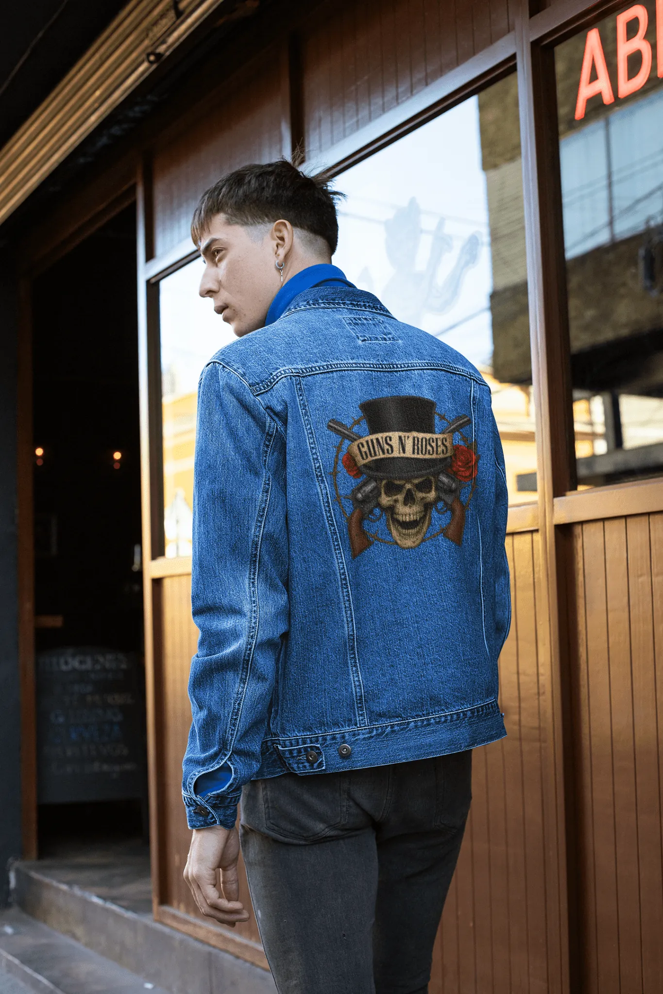 ["Premium Guns N' Roses Iconic Skull Logo Denim Jacket by YORD (Denim) - photo 1 of 5", "Premium Guns N' Roses Iconic Skull Logo Denim Jacket by YORD (Denim) - photo 2 of 5", "Premium Guns N' Roses Iconic Skull Logo Denim Jacket by YORD (Denim) - photo 3 of 5", "Premium Guns N' Roses Iconic Skull Logo Denim Jacket by YORD (Denim) - photo 4 of 5", "Premium Guns N' Roses Iconic Skull Logo Denim Jacket by YORD (Denim) - photo 5 of 5"]