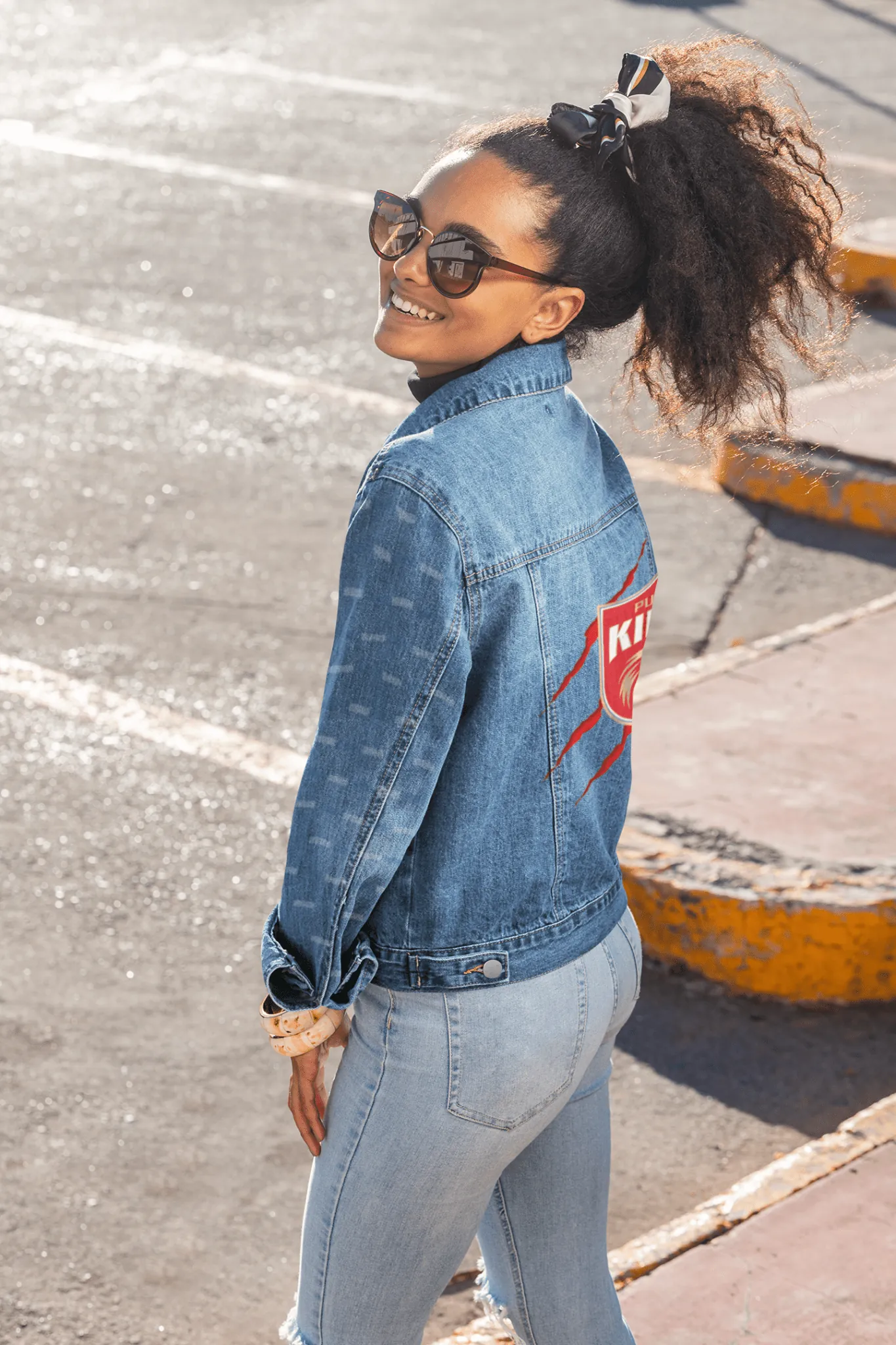 ['Premium Punjab Kings IPL Denim Jacket with Lion Crest Design by YORD (Denim) - photo 1 of 6', 'Premium Punjab Kings IPL Denim Jacket with Lion Crest Design by YORD (Denim) - photo 2 of 6', 'Premium Punjab Kings IPL Denim Jacket with Lion Crest Design by YORD (Denim) - photo 3 of 6', 'Premium Punjab Kings IPL Denim Jacket with Lion Crest Design by YORD (Denim) - photo 4 of 6', 'Premium Punjab Kings IPL Denim Jacket with Lion Crest Design by YORD (Denim) - photo 5 of 6', 'Premium Punjab Kings IPL Denim Jack