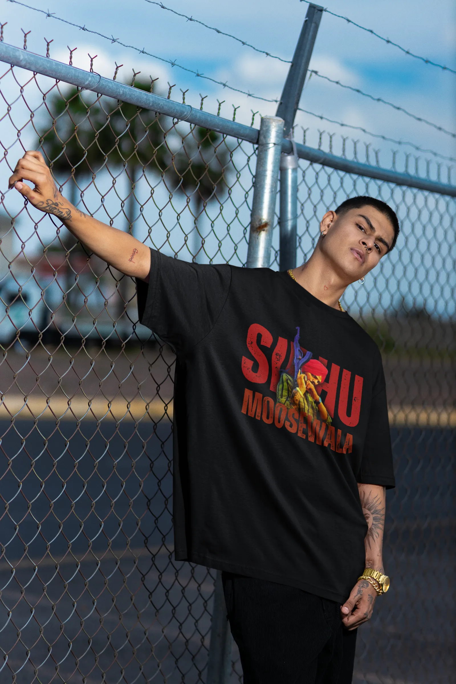 ['Premium Racks And Rounds Tribute Black T-shirt by YORD (T-Shirts) - photo 1 of 4', 'Premium Racks And Rounds Tribute Black T-shirt by YORD (T-Shirts) - photo 2 of 4', 'Premium Racks And Rounds Tribute Black T-shirt by YORD (T-Shirts) - photo 3 of 4', 'Premium Racks And Rounds Tribute Black T-shirt by YORD (T-Shirts) - photo 4 of 4']