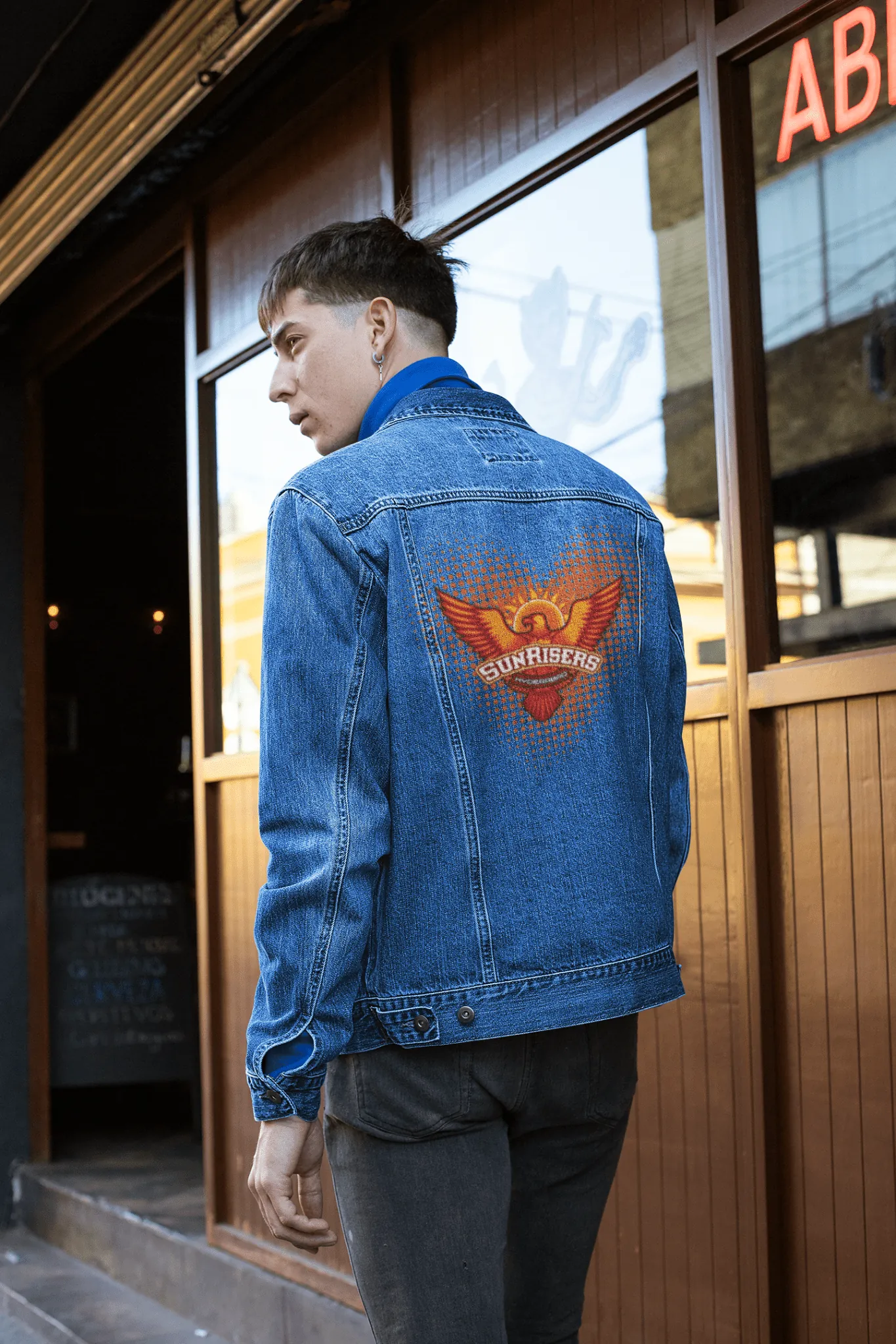 ['Premium SRH Sunrisers Hyderabad Logo Denim Jacket by YORD (Denim) - photo 1 of 6', 'Premium SRH Sunrisers Hyderabad Logo Denim Jacket by YORD (Denim) - photo 2 of 6', 'Premium SRH Sunrisers Hyderabad Logo Denim Jacket by YORD (Denim) - photo 3 of 6', 'Premium SRH Sunrisers Hyderabad Logo Denim Jacket by YORD (Denim) - photo 4 of 6', 'Premium SRH Sunrisers Hyderabad Logo Denim Jacket by YORD (Denim) - photo 5 of 6', 'Premium SRH Sunrisers Hyderabad Logo Denim Jacket by YORD (Denim) - photo 6 of 6']
