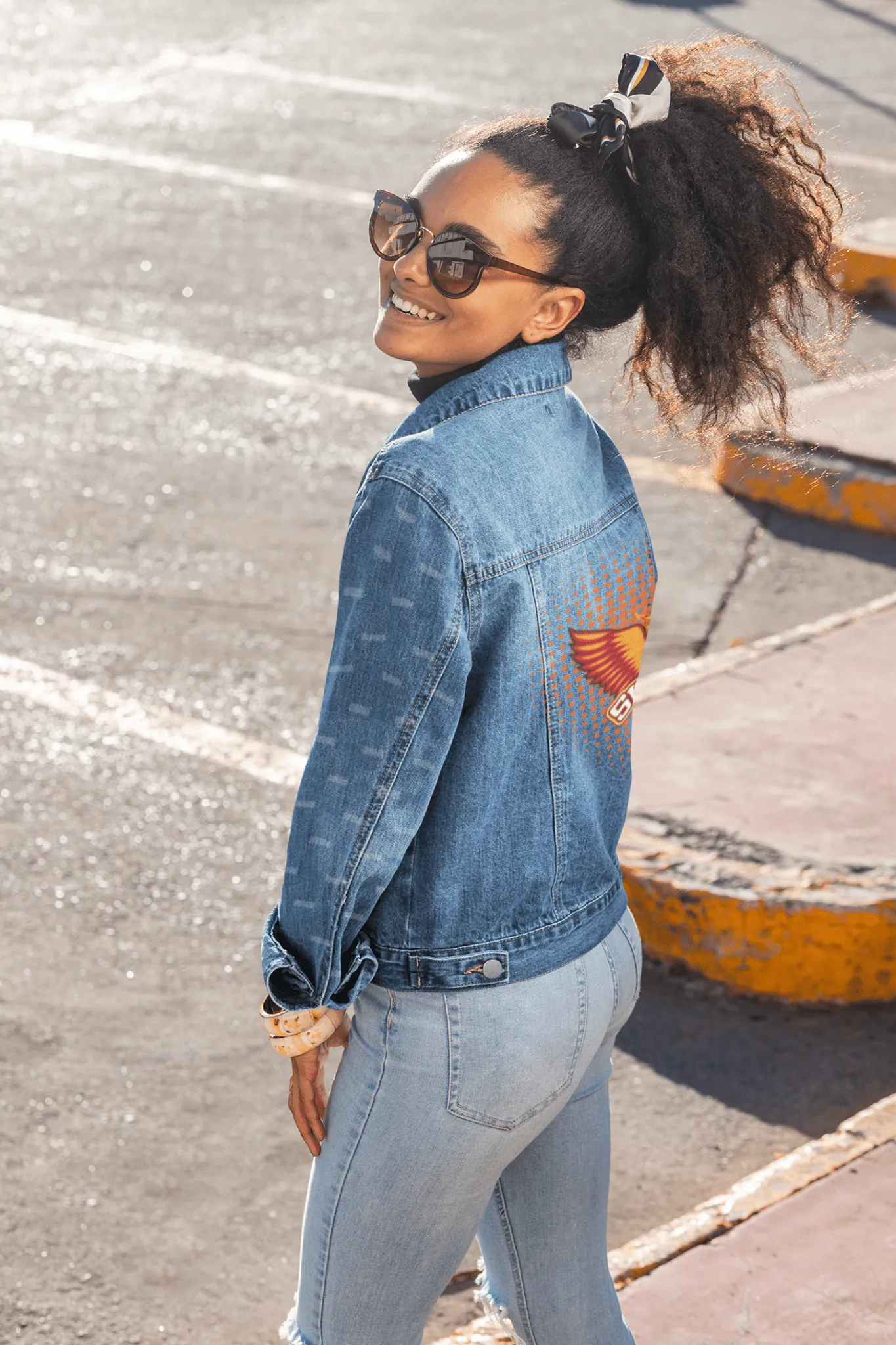 ['Premium SRH Sunrisers Hyderabad Logo Denim Jacket by YORD (Denim) - photo 1 of 6', 'Premium SRH Sunrisers Hyderabad Logo Denim Jacket by YORD (Denim) - photo 2 of 6', 'Premium SRH Sunrisers Hyderabad Logo Denim Jacket by YORD (Denim) - photo 3 of 6', 'Premium SRH Sunrisers Hyderabad Logo Denim Jacket by YORD (Denim) - photo 4 of 6', 'Premium SRH Sunrisers Hyderabad Logo Denim Jacket by YORD (Denim) - photo 5 of 6', 'Premium SRH Sunrisers Hyderabad Logo Denim Jacket by YORD (Denim) - photo 6 of 6']